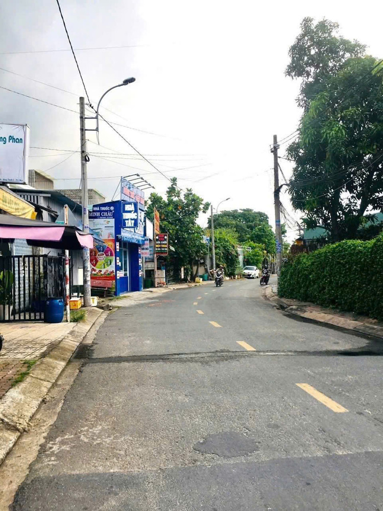 KHO (6.6x30) + NHÀ C4 (2MT TRƯỚC SAU) HUỲNH THỊ NA, ĐÔNG THẠNH, HÓC MÔN