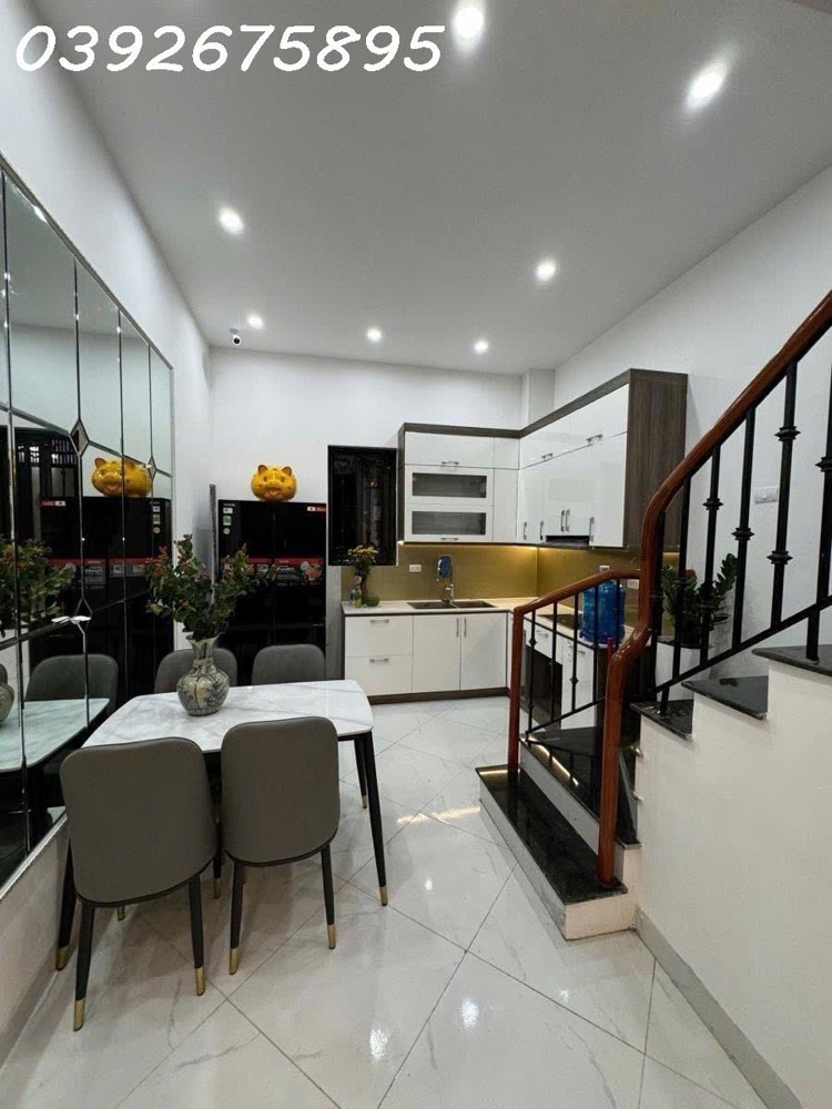 Bán nhà Phố Xốm 50m2, 5 tầng, ô tô tránh, ngõ thông, nhà mới ở ngay