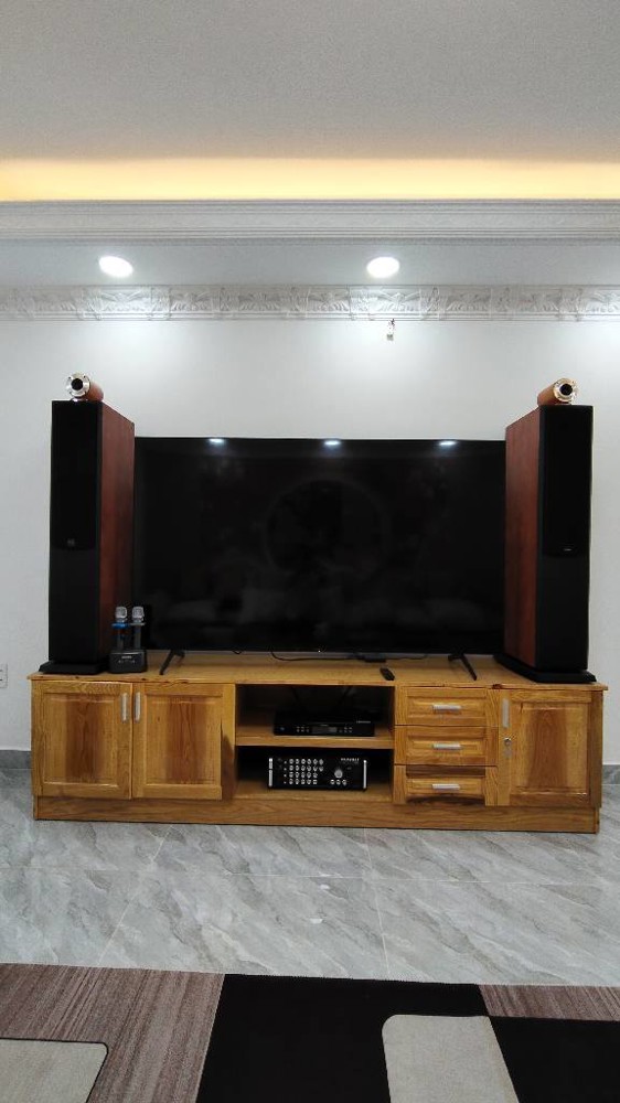 Tiếp tục lên siêu phẩm nhà 5 tầng nằm trong ngõ thông tại đường TL422B với mức giá cực kì bình dân