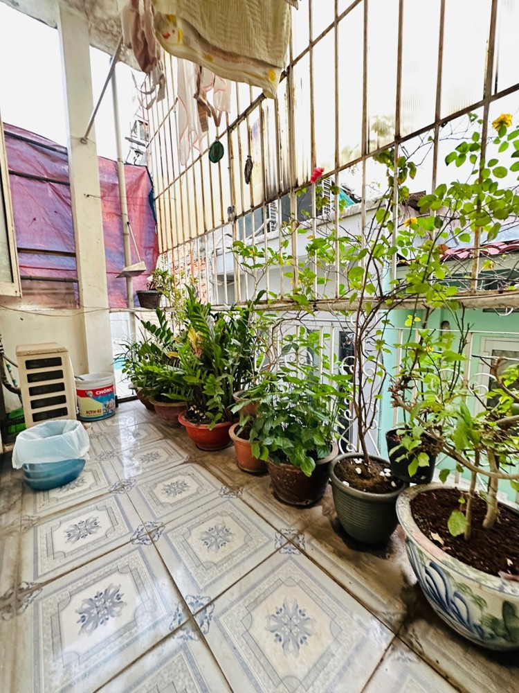🔥 NHÀ ĐẸP LẠC LONG QUÂN – 3 TẦNG – CHÍNH CHỦ BÁN GẤP! 🔥