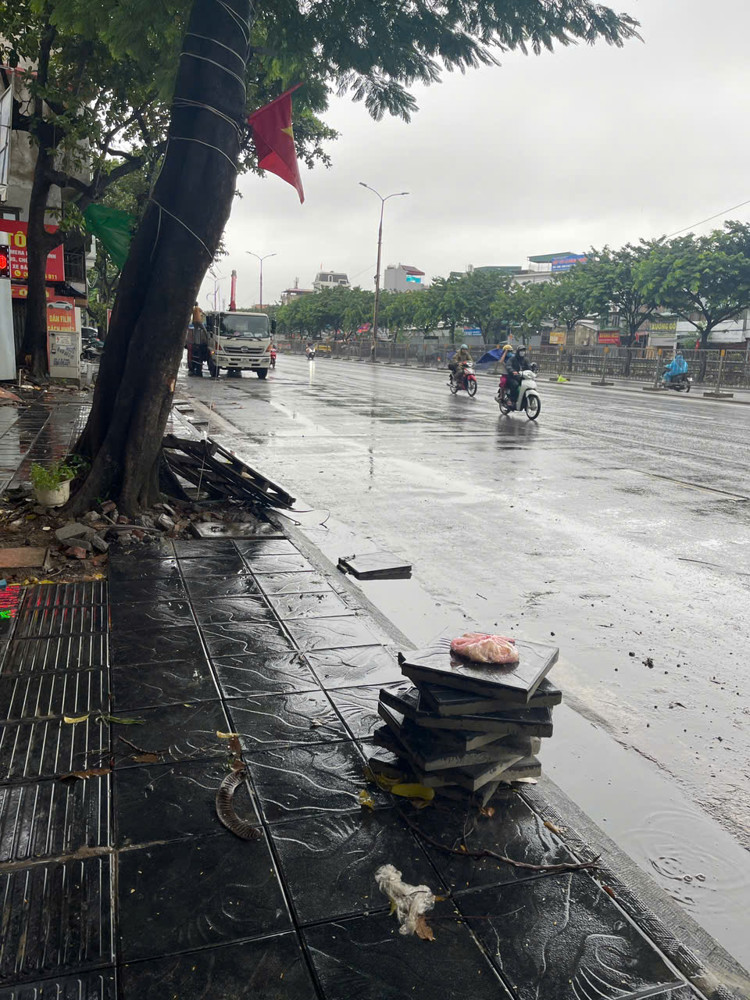 Bán nhà mặt đường QL1A Ngọc Hồi - khu vực Thanh Trì.5 tầng 32m2 10.3 tỉ