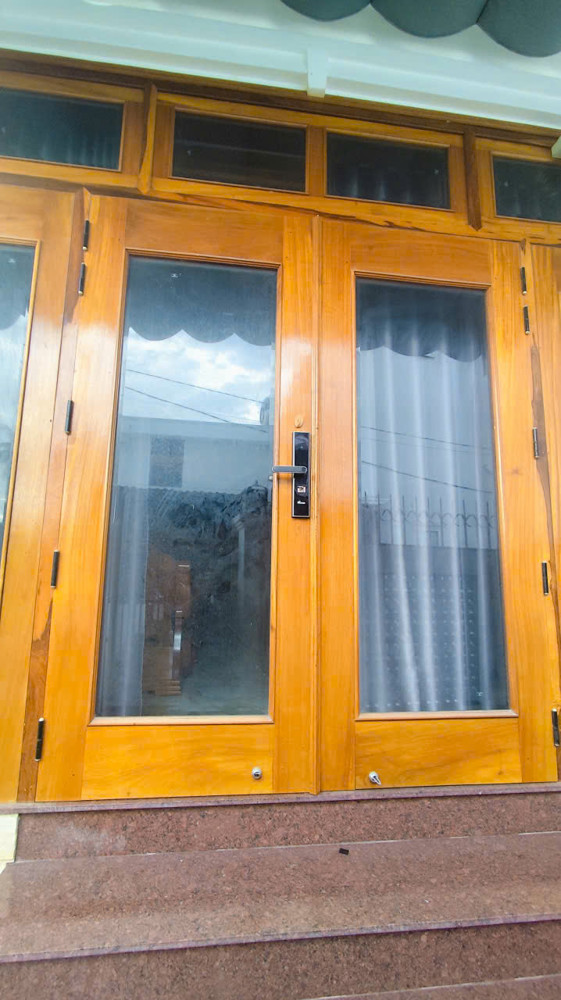 🏡Bán nhà 3 tầng , nội thất gỗ 90% đẹp gần KDT Vính Điềm Trung- chỉ cần xách Vali vào ở luôn 🏡