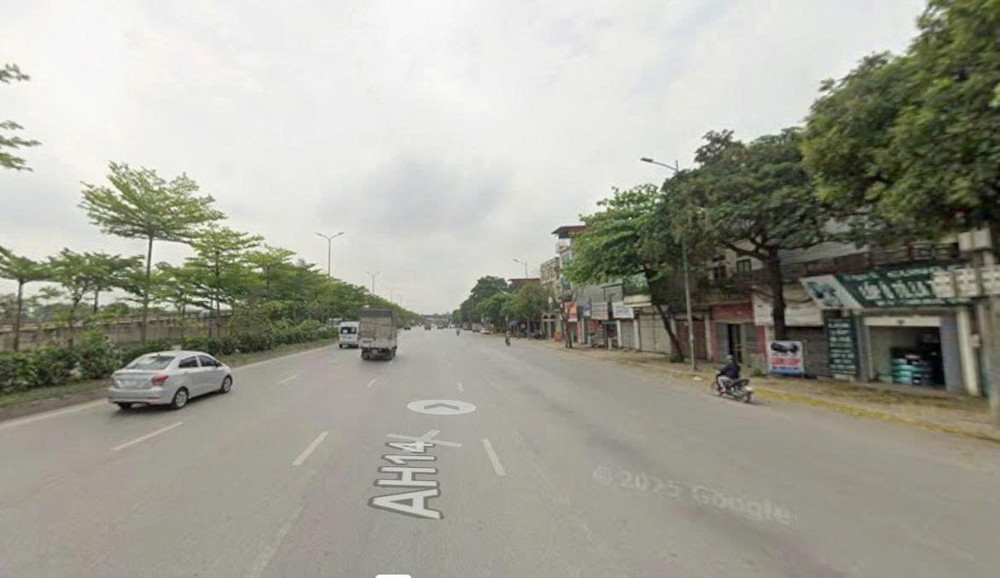 Bán đất mặt phố Nguyễn Đức Thuận, tặng nhà trên đất