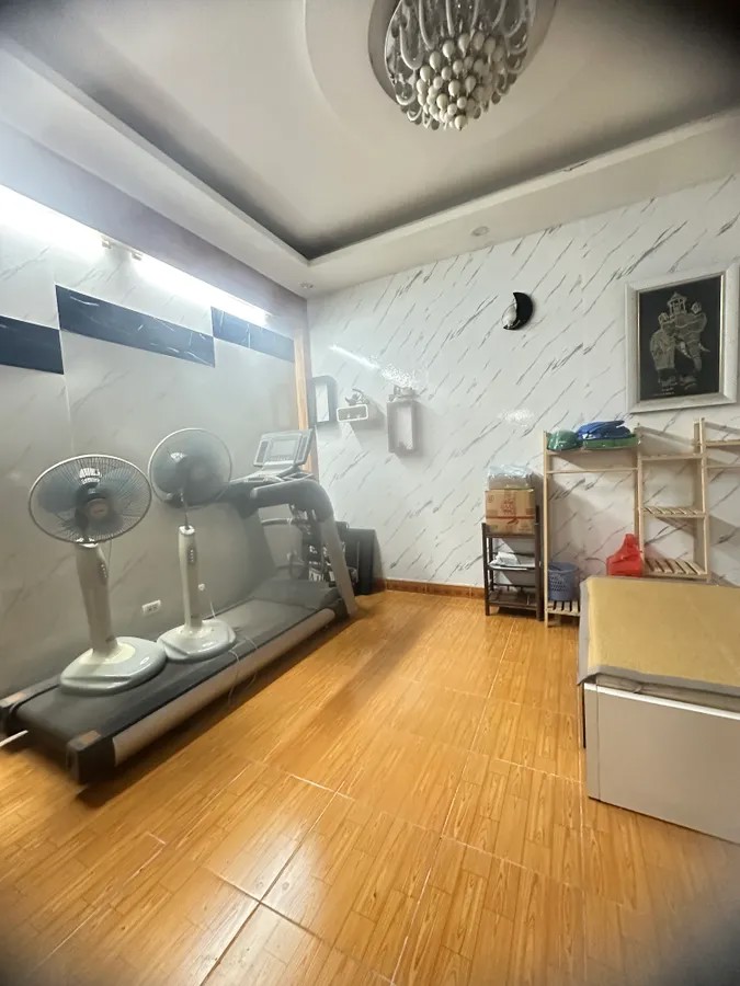NHÀ MỚI- ĐẸP Phố Bùi Xương Trạch 30m2 X 6 Tầng MT 4.8m 7.3 tỷ Thanh Xuân Hà Nội