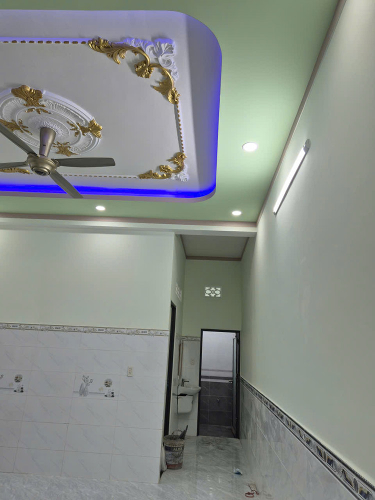 Bán nhà 2 Tầng MẶT TIỀN Kinh Doanh đa ngành nghề, giá chỉ bằng trong hẻm