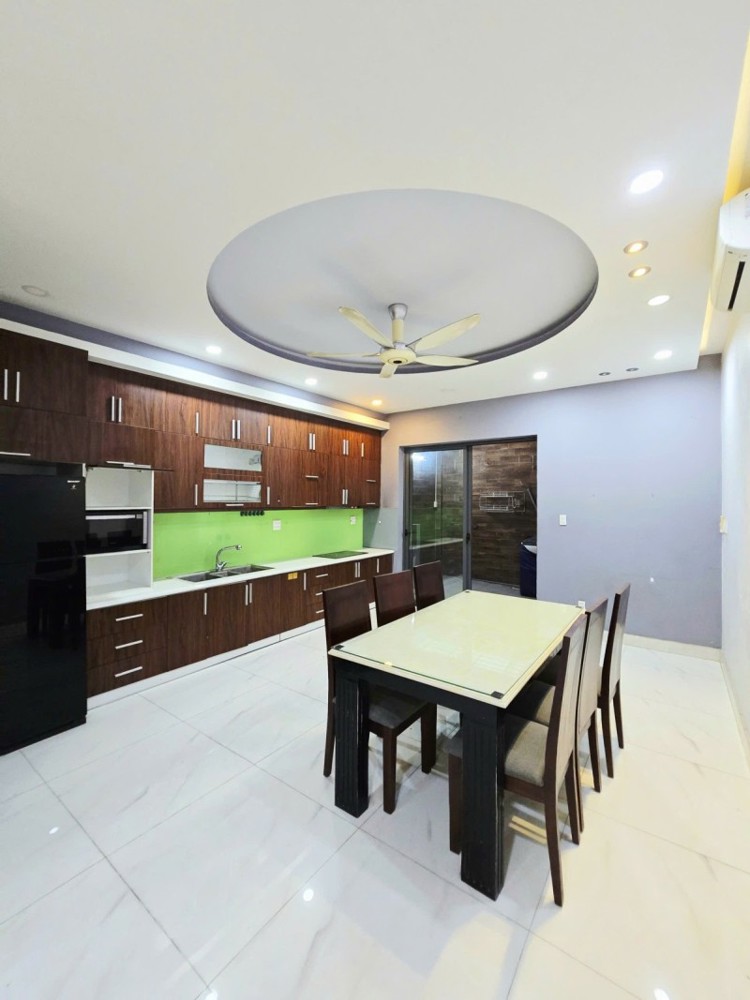 Bán nhà 4 tầng, đường Số 13, Cát Lái, TP HCM. DT  5x21m, 105m2, 4PN, SH, giá 11.4 tỷ 