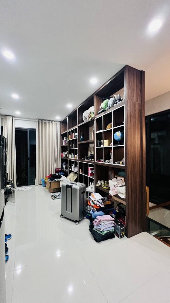 Mặt Tiền Nguyễn Hữu Tiến, Tân Phú - DT 160m2, Ngang 4m5, 4 Tầng