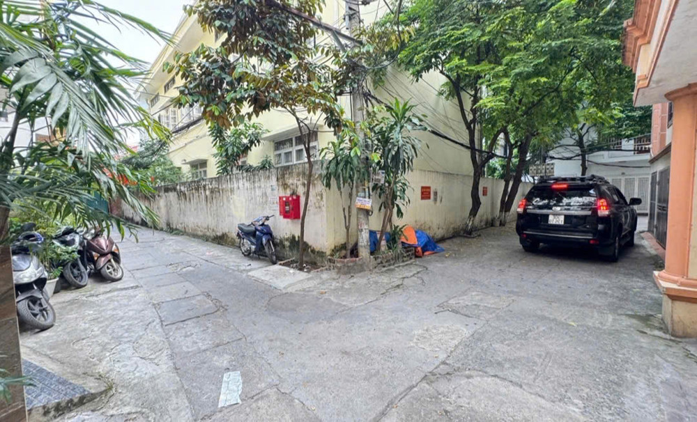 BÁN NHÀ PHỐ NGUYỄN KHÁNH TOÀN, NGÕ THÔNG Ô TÔ – 5 TẦNG, 54M2, 17.5 TỶ