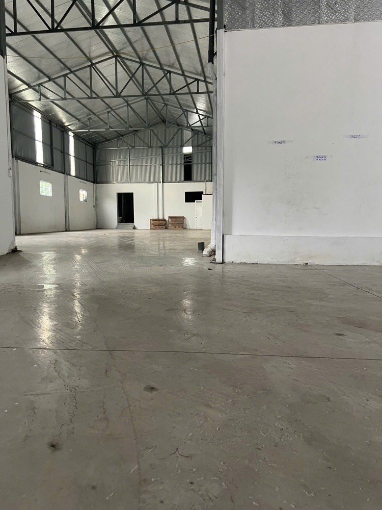 KHO, XƯỞNG 400m CHO THUÊ Tại.CỰ KHỐI. LONG BIÊN. HÀ NỘI