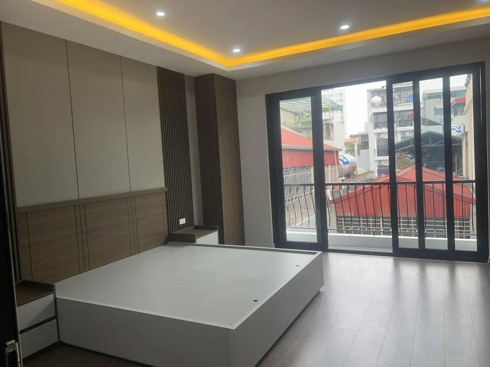 Vương Thừa Vữ 50m 6 tầng thang máy phân lô ô tô vào nhà cách phố 10m 16 tỷ 0986073333
