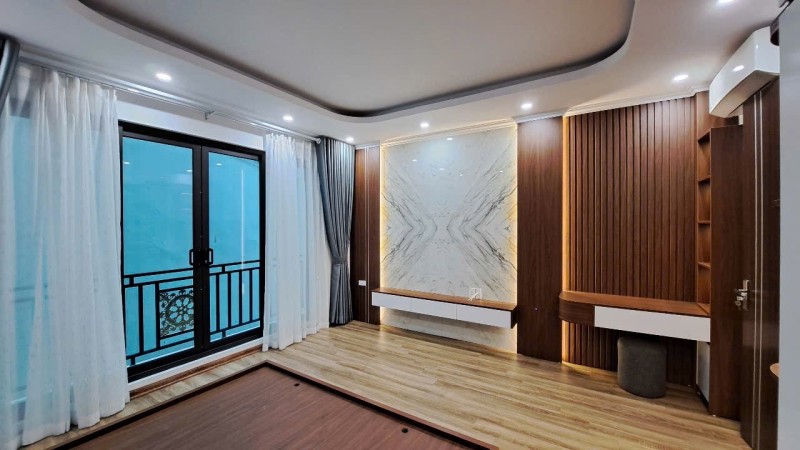 NHÀ MỚI FULL NỘI THẤT Ô TÔ ĐỖ CỔNG Thạch Bàn 42m2 X 6 Tầng X 9.5 tỷ Long Biên