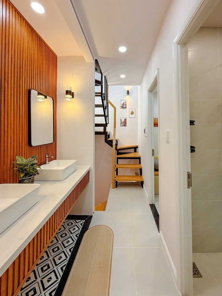 VBÁN NHÀ QUẬN 3 - LÊ VĂN SỸ- CĂN GÓC HẺM THÔNG - NGANG 4M FULL NỘI THẤT: nhỉnh 4 Tỷ. VŨ 0933910039