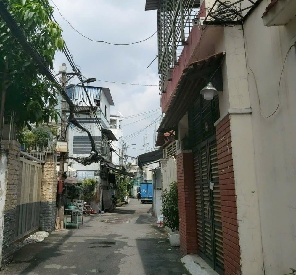 Bán nhà Gò Vấp Quang Trung, Hẻm xe hơi, Gần Vincom, 61M², 4Pn, nở hậu, 5.78 tỷ TL