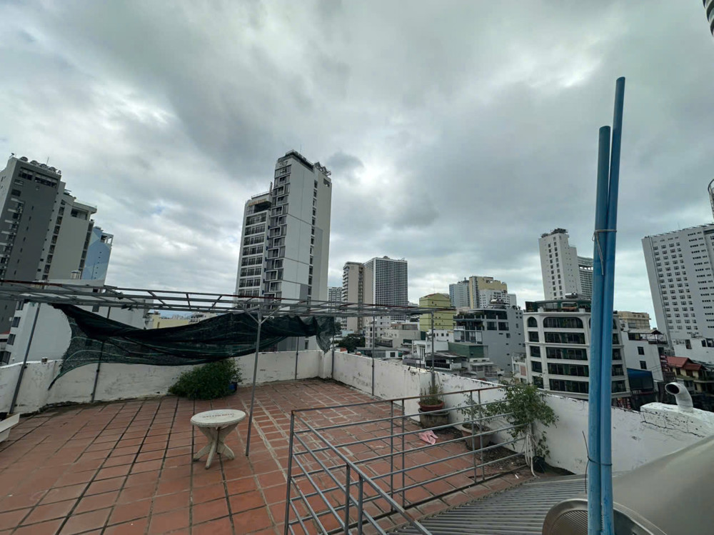 bán nhà 6 tầng mặt tiền nguyễn thị minh khai – cách biển 500m – đang cho thuê có dòng tiền ổn định