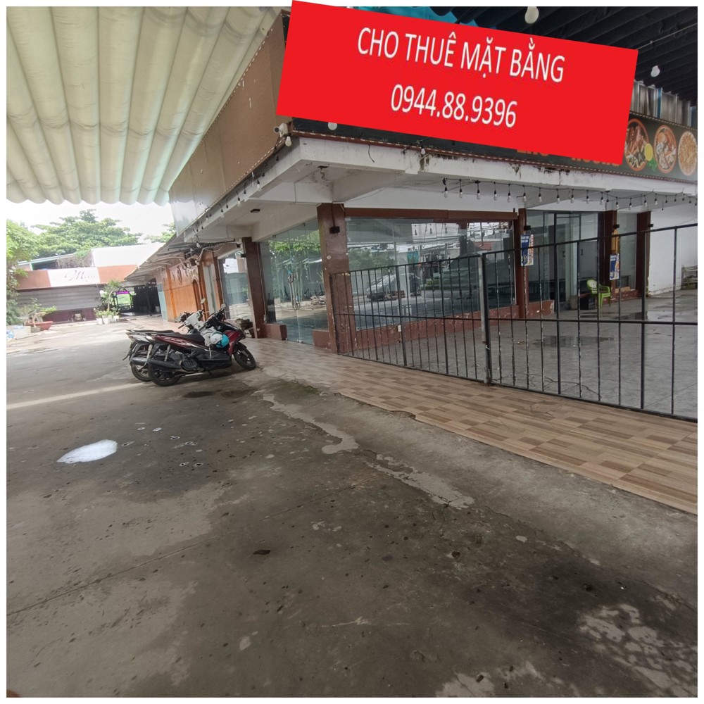 Cho thuê nhà hàng 600m2 mặt tiền Bình Quới, P.28, đủ đồ kinh doanh, 70tr, TL