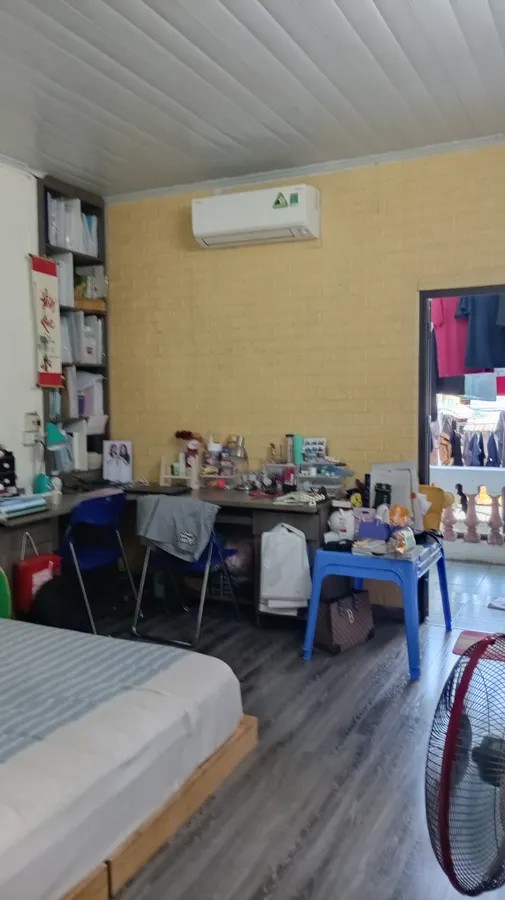 Bán nhà ngõ Ngọc Lâm, Long Biên, 49m2, 3 tầng, 2PN, sổ đỏ chính chủ. Giá 14.3 tỷ.KINH DOAMH- Ô TÔ