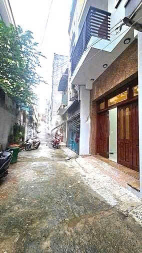 BÁN NHÀ PHÚ NHUẬN- CĂN GÓC 3 MẶT TIỀN HẺM XE HƠI- NGANG HƠN 4M- KINH DOANH ĐỈNH: 12 Tỷ. 0777826387