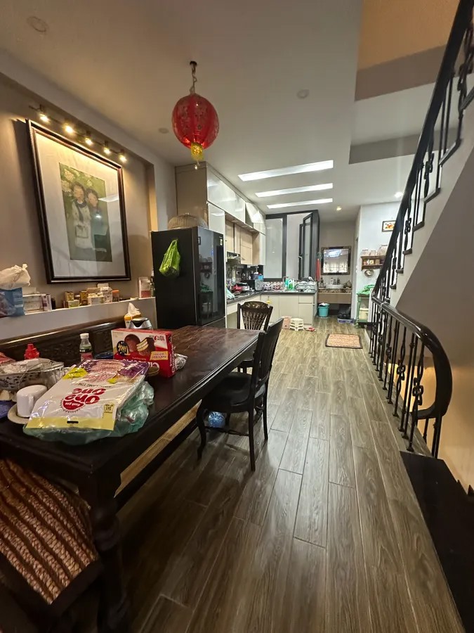 NHÀ MỚI- ĐẸP 5 TẦNG Phố Ngọc Thụy 61m2 mặt tiền 4.2m X 11.9 Tỷ Long Biên Hà Nội