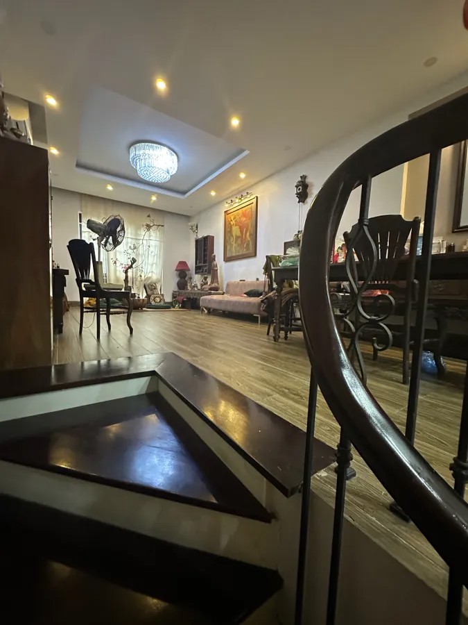 NHÀ MỚI- ĐẸP 5 TẦNG Phố Ngọc Thụy 61m2 mặt tiền 4.2m X 11.9 Tỷ Long Biên Hà Nội