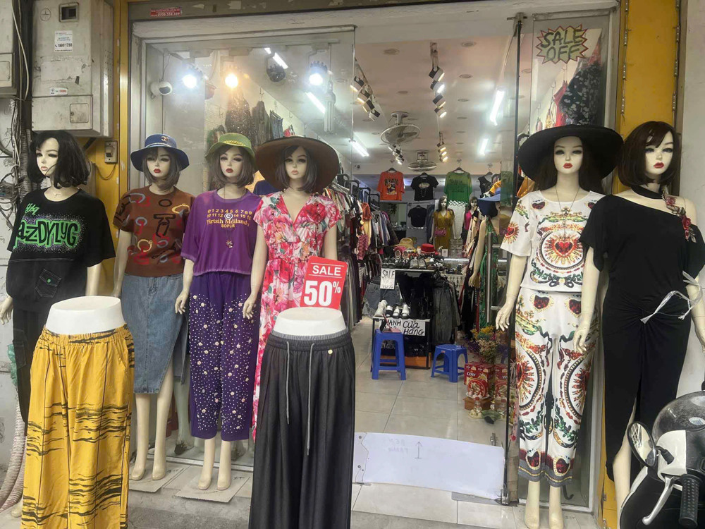 CHÍNH CHỦ SANG NHƯỢNG CỬA HÀNG THỜI TRANG TẠI KHÂM THIÊN - HÀ NỘI