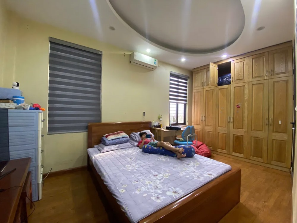 Bán nhà ngõ Đàm Quang Trung, Long Biên, 30m2 x 4 tầng, 4PN, Sổ Đỏ, 8.5 tỷ.Ô TÔ ĐỖ CỬA