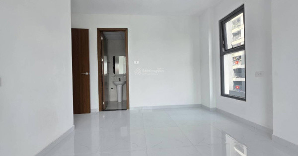 Cần bán căn 67 m2 tầng trung Blu star - Trâu Quỳ, giá 67 tr/m2, liên hệ 0985865658
