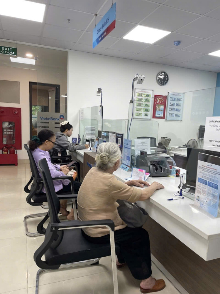 Hàng hiếm BA ĐÌNH - TÒA VĂN PHÒNG 10 tầng, vỉa hè đá bóng, kinh doanh khủng- Đào Tấn 102m, 10 tầng,