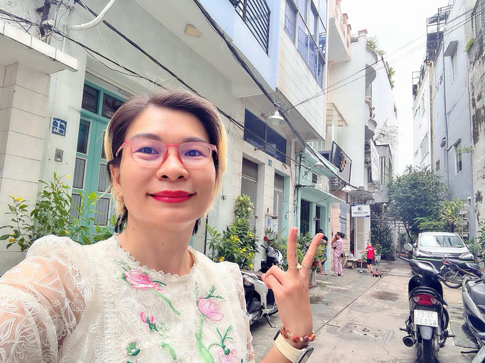 BÁN NHÀ MẶT TIỀN HẺM XE HƠI NGỦ TRONG NHÀ Đ.ĐINH CÔNG TRÁNG, QUẬN 1 - NGANG ĐẸP 4M*19M - GIANG