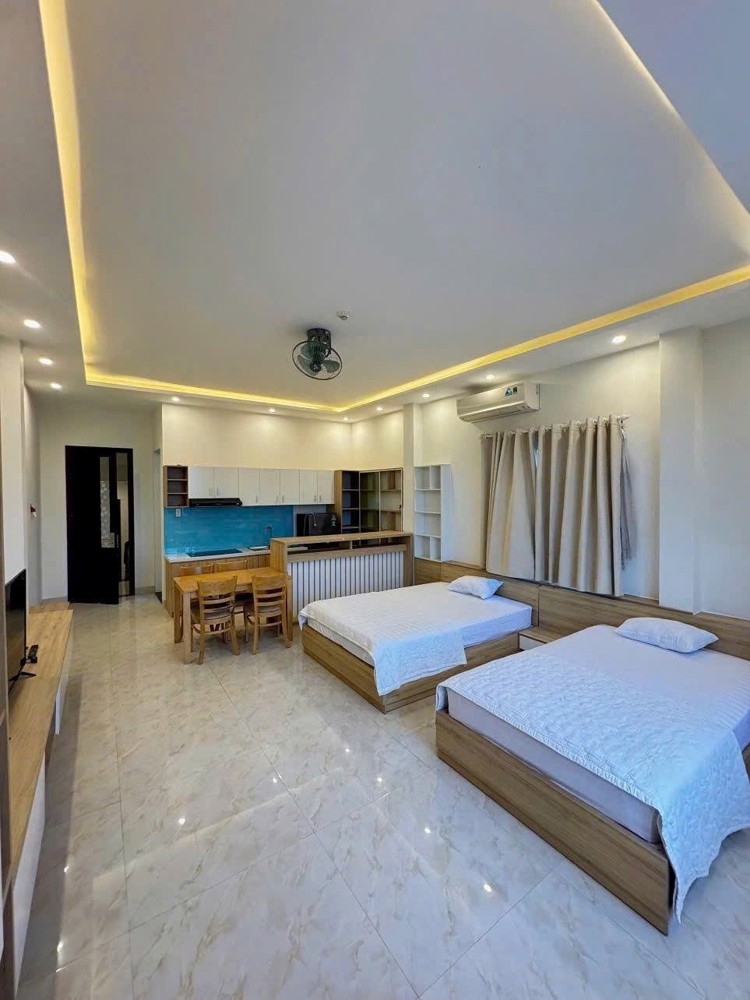 Bán căn hộ mặt tiền Trường Sa – View biển – 9 phòng full nội thất, thu nhập ổn định