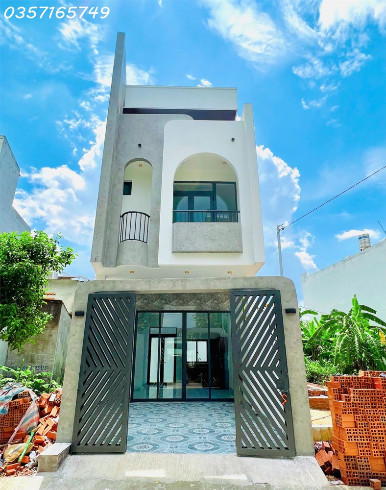 BÁN NHÀ ĐẸP PHƯỜNG LONG BÌNH QUẬN 9 - KẾ VINHOMES GRAND PARK - HẺM THÔNG - XE TẢI CHẠY VI VU - SÂN