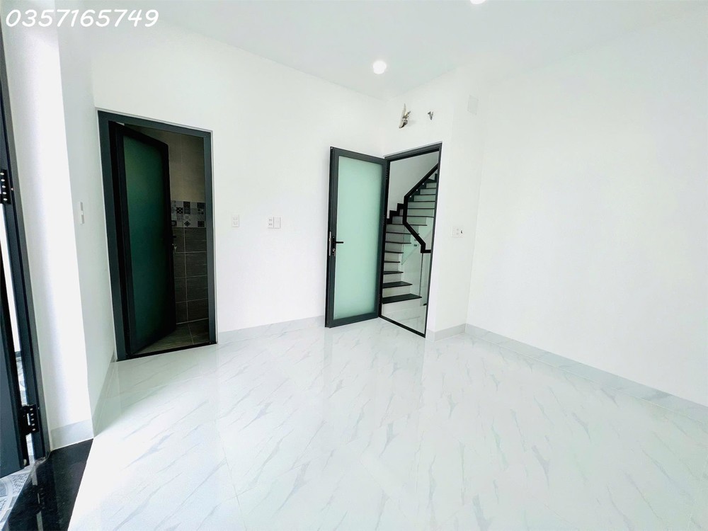 BÁN NHÀ ĐẸP PHƯỜNG LONG BÌNH QUẬN 9 - KẾ VINHOMES GRAND PARK - HẺM THÔNG - XE TẢI CHẠY VI VU - SÂN
