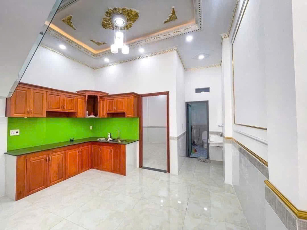 Bán nhà ĐẸP 3 Tầng Long Bình Tân,đường nhựa 2 ô tô,SHR hoàn công,giá rẻ