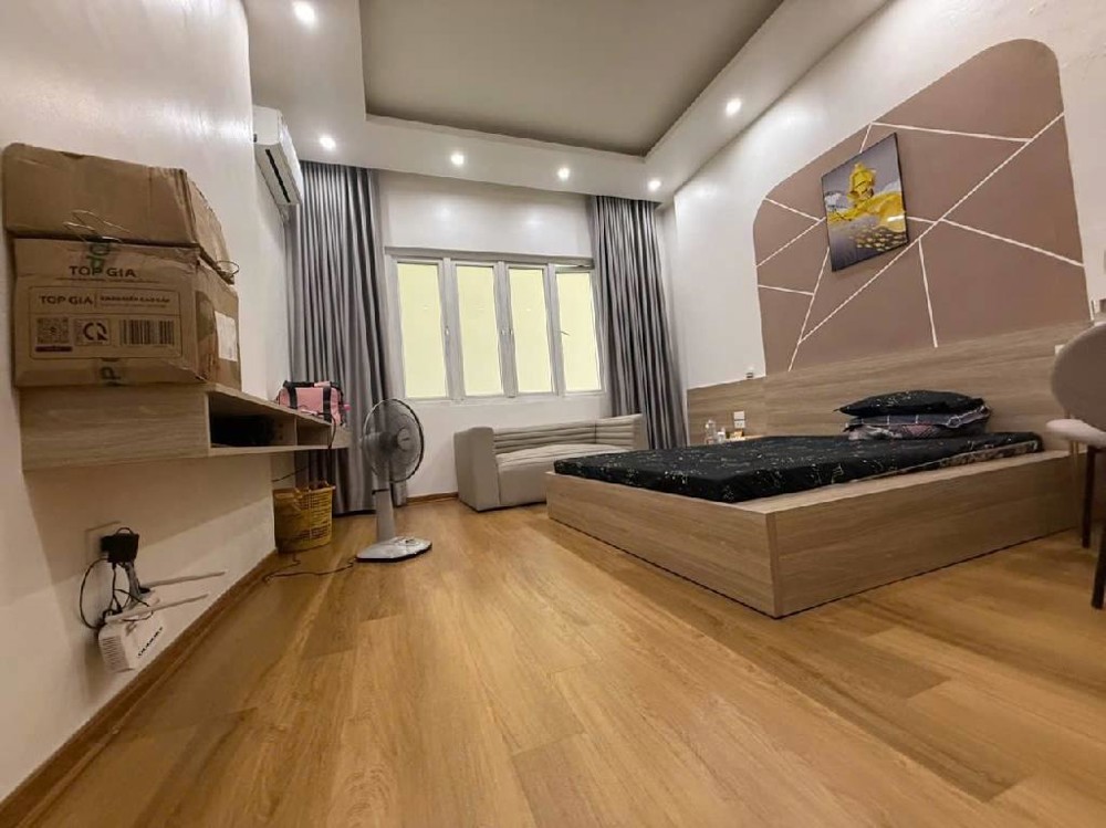 Bán nhà Hồ Tùng Mậu, 38m2, 5 tầng, gần Cầu Diễn, cách ô tô 1 nhà, giá 7,6 tỷ
