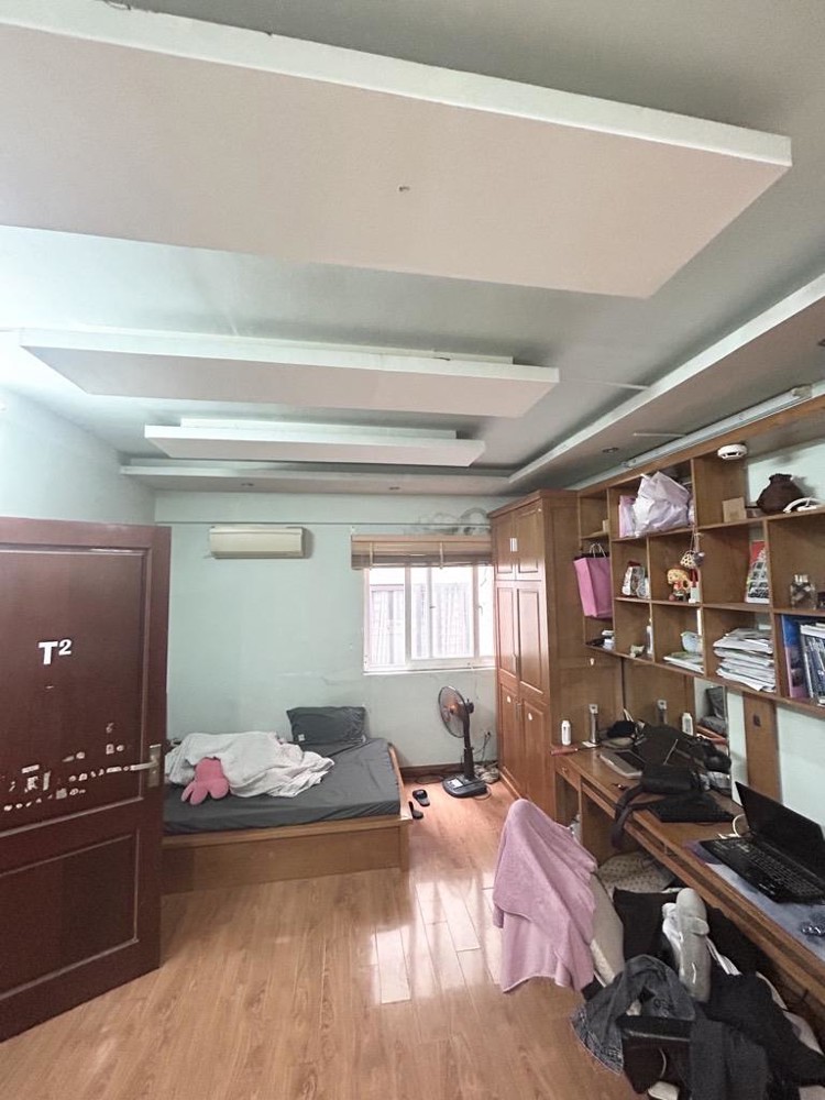 Bán nhà Phú Diễn, 33m2, 5 tầng mới đẹp, gần mặt phố, ngõ thông, giá 6,3 tỷ