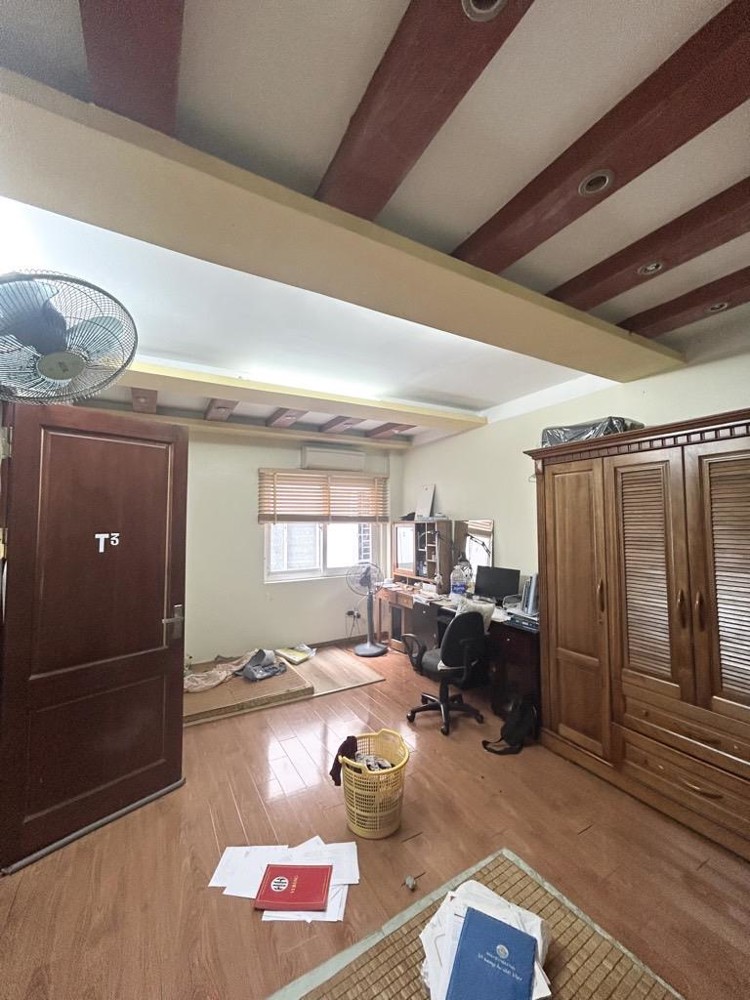 Bán nhà Phú Diễn, 33m2, 5 tầng mới đẹp, gần mặt phố, ngõ thông, giá 6,3 tỷ