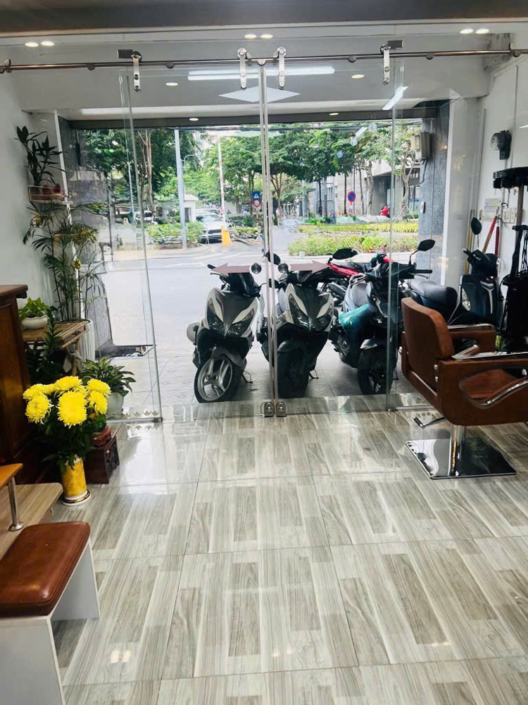 SIÊU PHẨM KINH DOANH - TRUNG TÂM DÂN CHỦ Q10 - NHỰA 10M – NGAY HÀ ĐÔ -CMT8 - 4 TẦNG - CHỈ 22.48