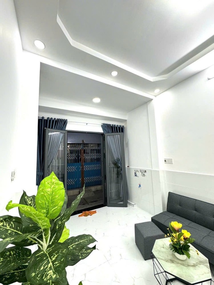 Gần Chợ–Hẻm 3.5m Thông 27m² (3.2x8,4)–2Tầng Mới 100%–Ở Ngay Nhỉnh 3 Tỷ