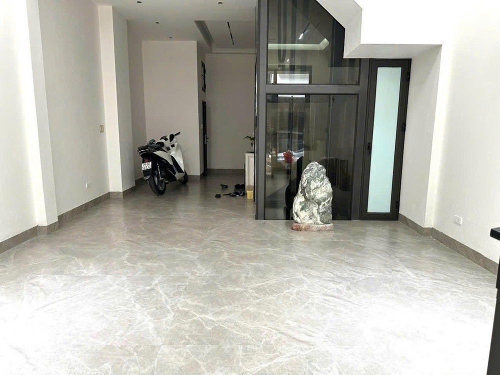 CHO THUÊ TẦNG 1 NHÀ MẶT NGÕ MINH KHAI, HAI BÀ TRƯNG, HÀ NỘI – PHÙ HỢP LÀM VĂN PHÒNG / KINH DOANH
