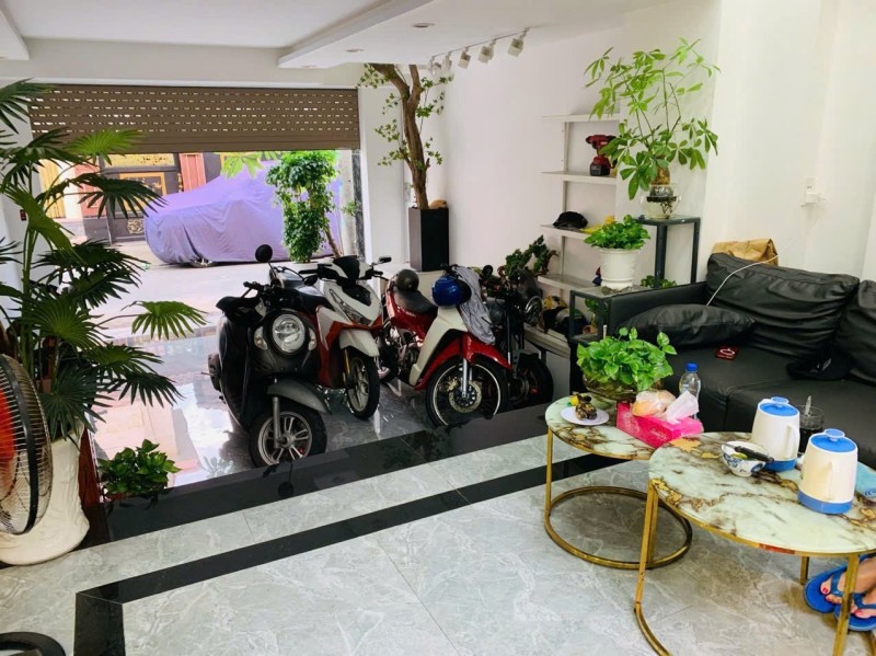 Bán nhà Phường Tam Phú, Thủ Đức, TP HCM. DT 130m2, 3 tầng, 4PN, SH, giá 7.8 tỷ. LH: 0933125879