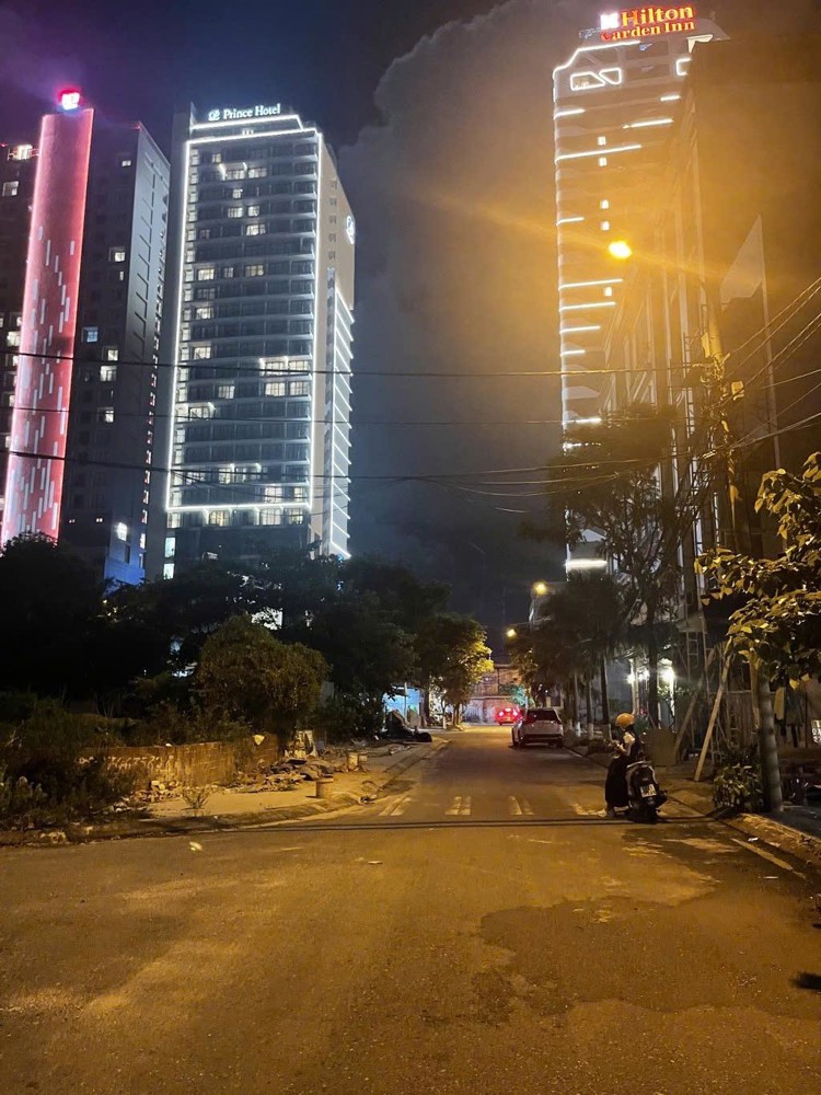 1110 Bán Đất Trần Đức Thông - Vị Trí Kim Cương - Sát Biển - Cạnh KS HilTon - Giá Đầu Tư