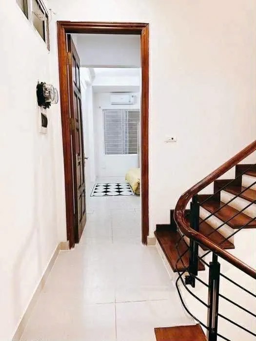 Bán Nhà Trường Chinh 39m2. 5 tầng. mặt tiền 3.5m. giá 11.5 Tỷ Đống Đa Hà Nội