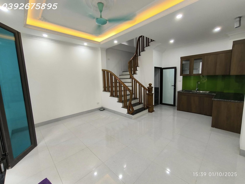 Bán nhà Yên Lộ 35m2, 5 tầng lô góc, gần KĐT Đô Nghĩa, nhà mới ở ngay