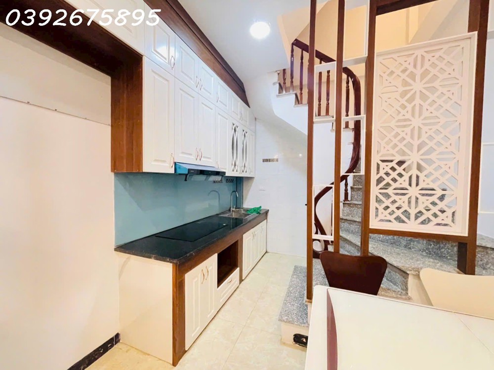 Bán nhà Yên Lộ 40m2, 5 tầng gần ô tô, ngõ thông, nhà mới ở ngay