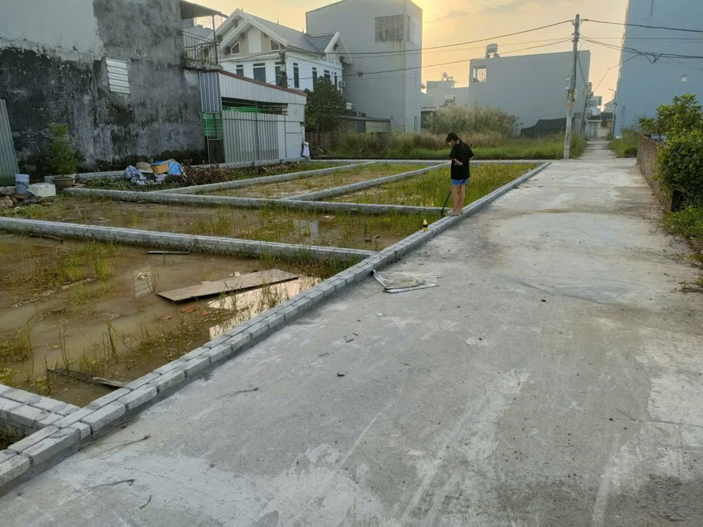 BÁN ĐẤT TỔ 10 (ẤP TRE, XÃ QUANG MINH, HN) - NGÕ THÔNG, ÔTÔ VÀO ĐẤT, 100% THỔ CƯ, GIÁ ĐẦU TƯ F0