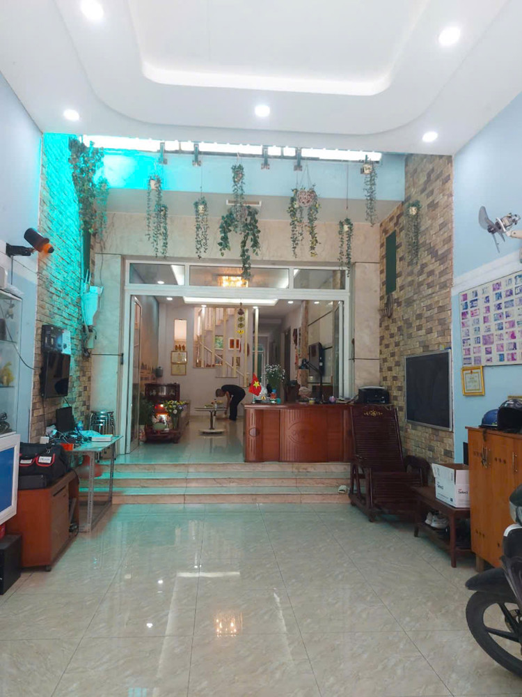 NHÀ 3 TẦNG (4.3x25) MT KHU VIP HIỆP THÀNH 13 – VIEW HỒ, GẦN TDTT Q12