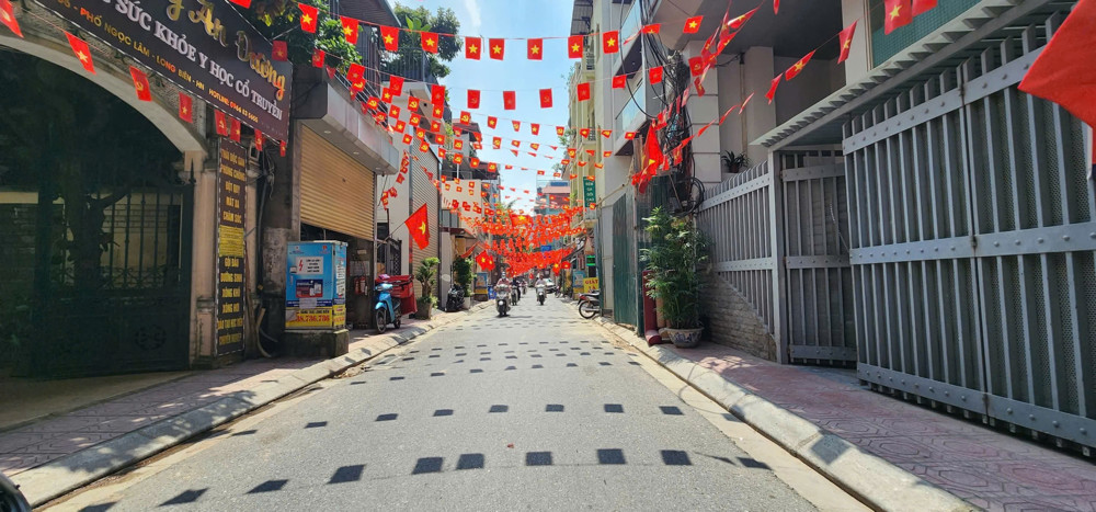 CẦN BÁN TÒA CCMN CAO CẤP TẠI LONG BIÊN