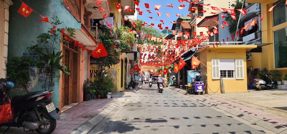CẦN BÁN TÒA CCMN CAO CẤP TẠI LONG BIÊN