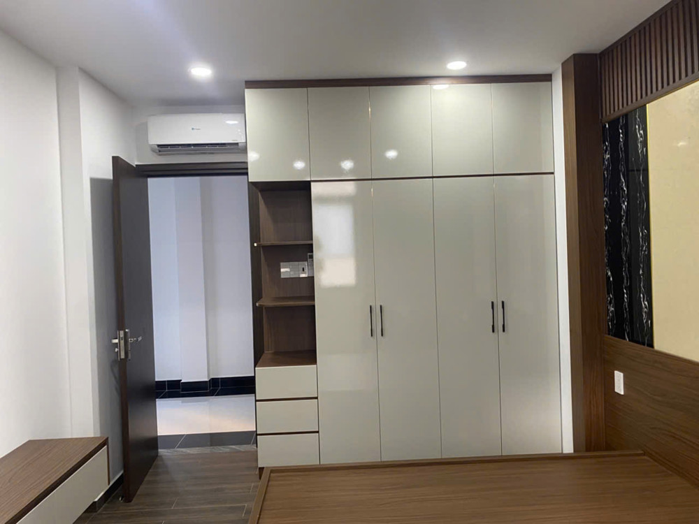 Nhà Mới Siêu To Ngang 8.50 - 4 Tầng - Siêu Rẻ - 7 tỷ 6