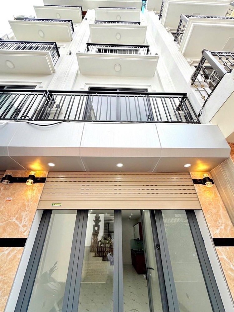 Khu đô thị Pháp Vân, Hoàng Mai, 33m, 5 tầng, 8.5 tỉ