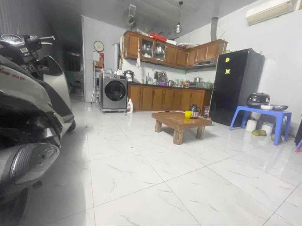 Bán nhà cấp 4 mặt ngõ 271 Bùi Xương Trạch Ô tô tránh, kinh doanh - 105m quy hoạch ổn định - Gía 6,3